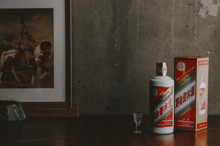 Spirits of China-Lifestyle-Moutai Flying Fairy Yingbin 02